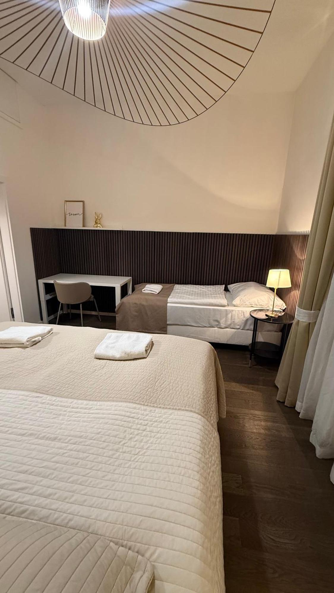 Luxury Modern Designed Oldtown Apartment Praga Esterno foto